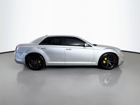 Used 2020 Chrysler 300 S RWD image 11