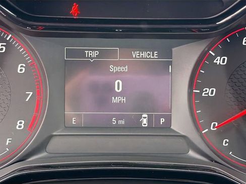 New 2026 Chevrolet Trax RS w/ Sunroof Package image 12