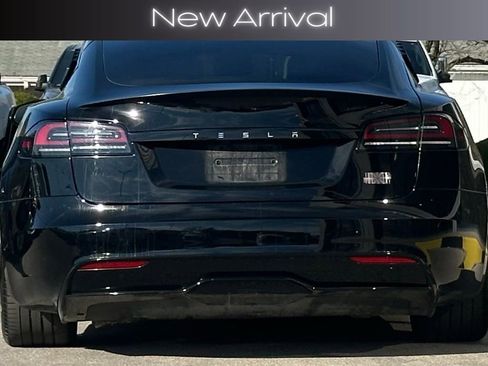 Used 2023 Tesla Model S Plaid image 7
