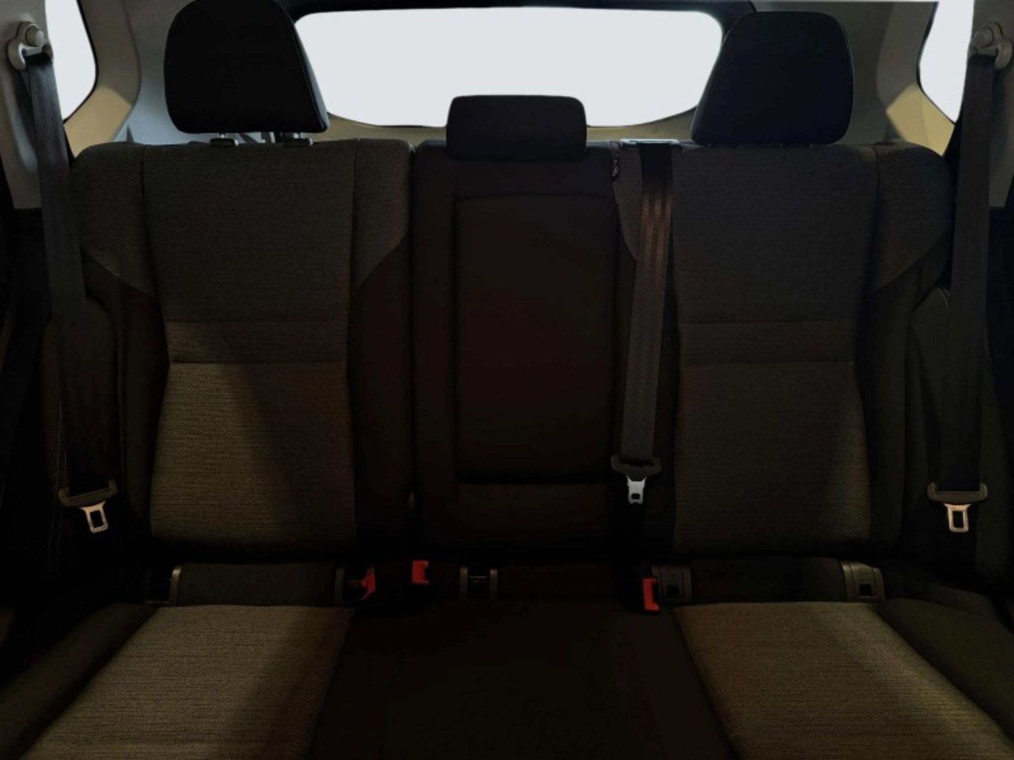 Used 2021 Nissan Rogue SV FWD image 25