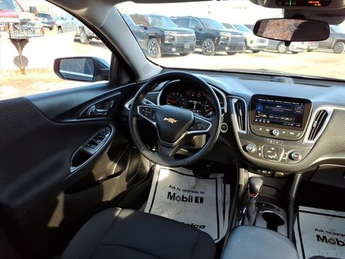 Used 2023 Chevrolet Malibu RS w/ LPO, Floor Liner Package image 14