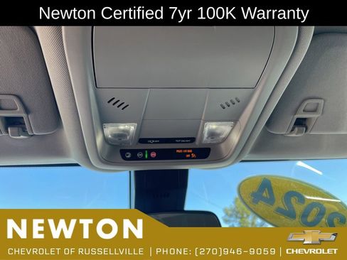 Used 2024 Chevrolet Equinox LT w/ LPO, Floor Liner Package FWD image 18