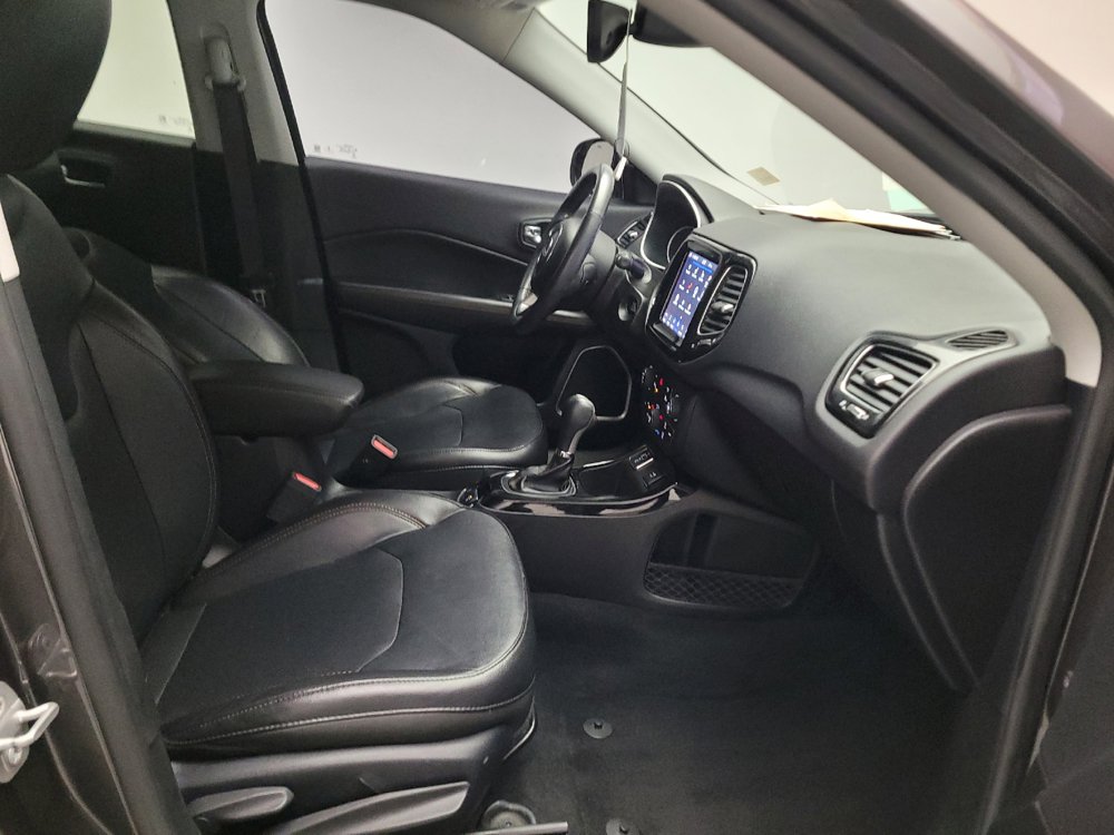Used 2018 Jeep Compass Limited w/ Navigation Group FWD image 21