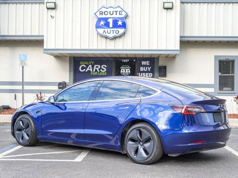 Used 2020 Tesla Model 3 Standard Range Plus RWD image 3