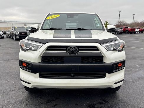 Used 2023 Toyota 4Runner Limited image 10