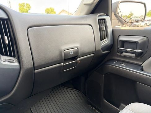 Used 2016 Chevrolet Silverado 1500 Custom w/ Custom Convenience Package AWD/4WD image 21