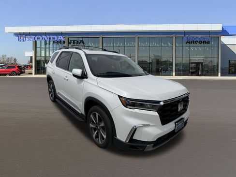 Certified 2024 Honda Pilot Elite image 14