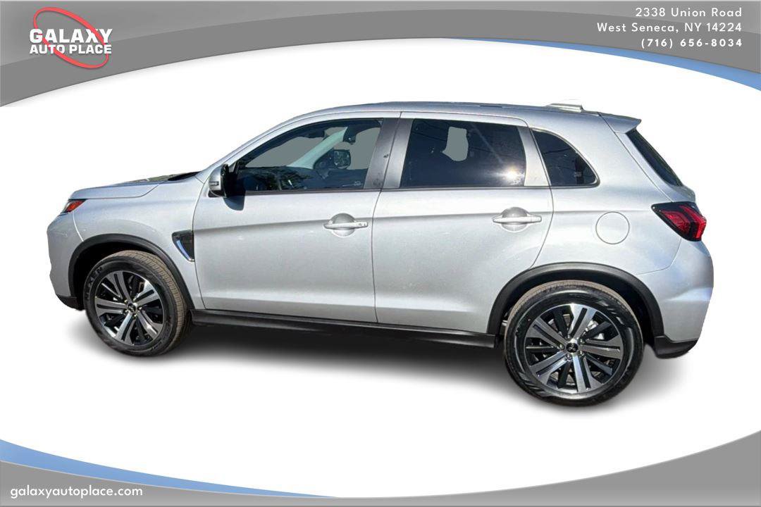 Used 2025 Mitsubishi Outlander Sport SE AWD/4WD image 8