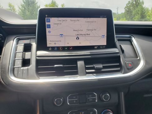 Used 2021 Chevrolet Suburban High Country w/ Premium Package AWD/4WD image 6