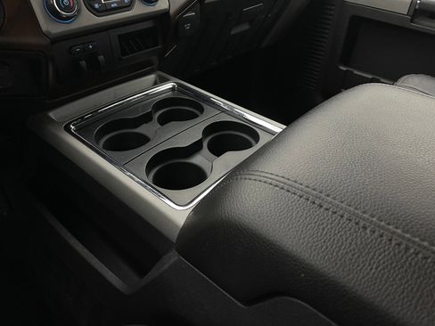 Used 2015 Ford F250 Lariat w/ Chrome Package AWD/4WD image 27