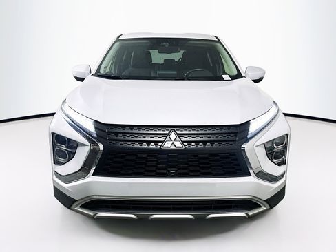 Used 2025 Mitsubishi Eclipse Cross SE AWD/4WD image 2