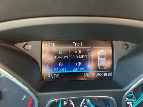 Used 2013 Ford Escape Titanium w/ Parking Technology Pkg AWD/4WD image 22