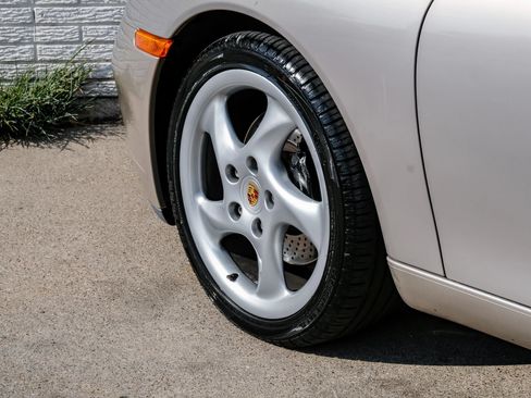 Used 2000 Porsche 911 Cabriolet image 52