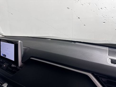 Certified 2025 Toyota RAV4 LE image 25