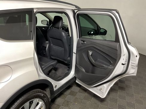 Used 2019 Ford Escape SEL AWD/4WD image 35