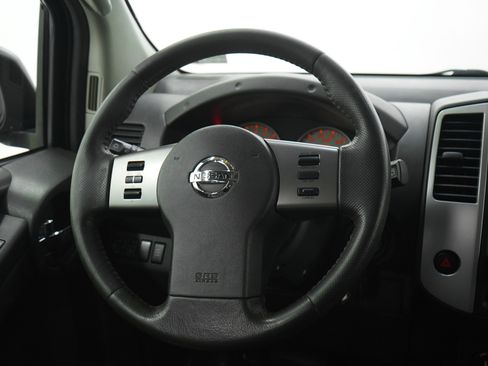 Used 2011 Nissan Xterra PRO-4X w/ Pro-4x Leather Pkg image 16