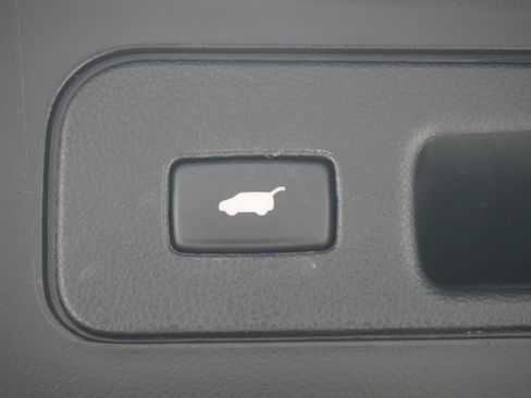 Used 2011 Honda Pilot Touring image 33
