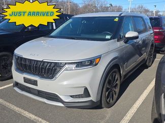 Used 2024 Kia Carnival EX video 1