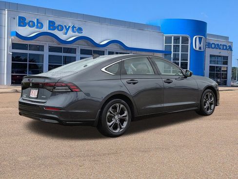 Used 2025 Honda Accord EX-L image 5