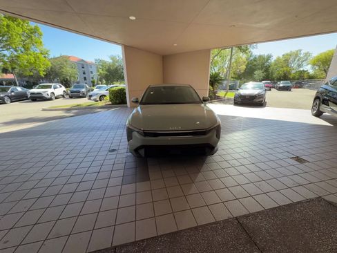 Used 2025 Kia K4 LXS FWD image 16