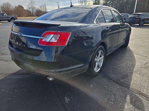 Used 2012 Ford Taurus SHO image 5