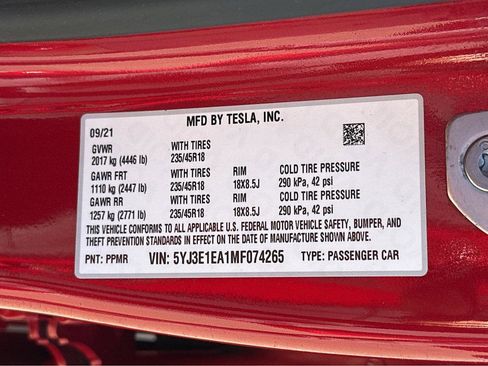 Used 2021 Tesla Model 3 Standard Range Plus image 41