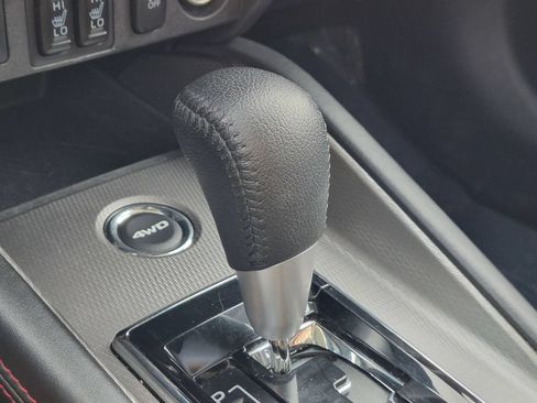 Used 2025 Mitsubishi Outlander Sport SE AWD/4WD image 15