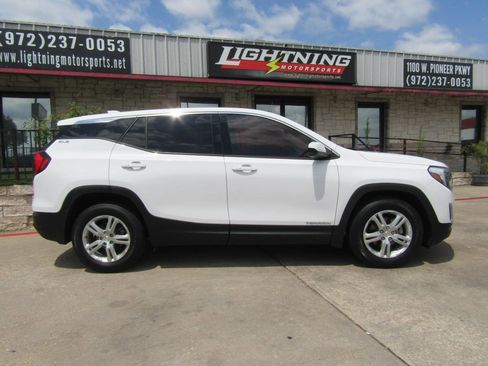 Used 2020 GMC Terrain SLE FWD image 5
