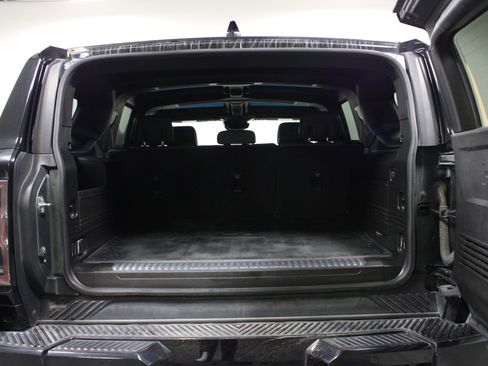 Used 2024 GMC Hummer EV 3X w/ LPO, Illumination Package image 14