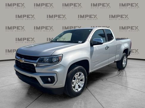 Used 2022 Chevrolet Colorado LT w/ Fleet Safety Package RWD image 1
