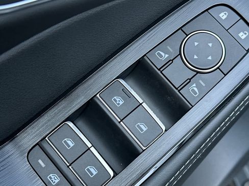 New 2026 Nissan Rogue Platinum image 14