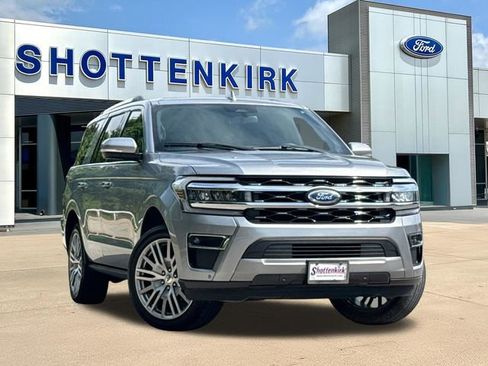 Used 2024 Ford Expedition Limited RWD image 1