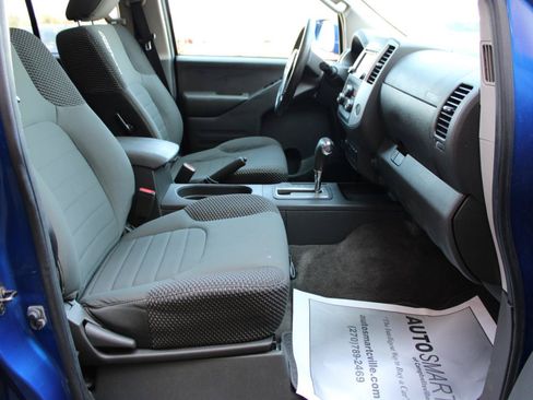 Used 2015 Nissan Frontier PRO-4X AWD/4WD image 46