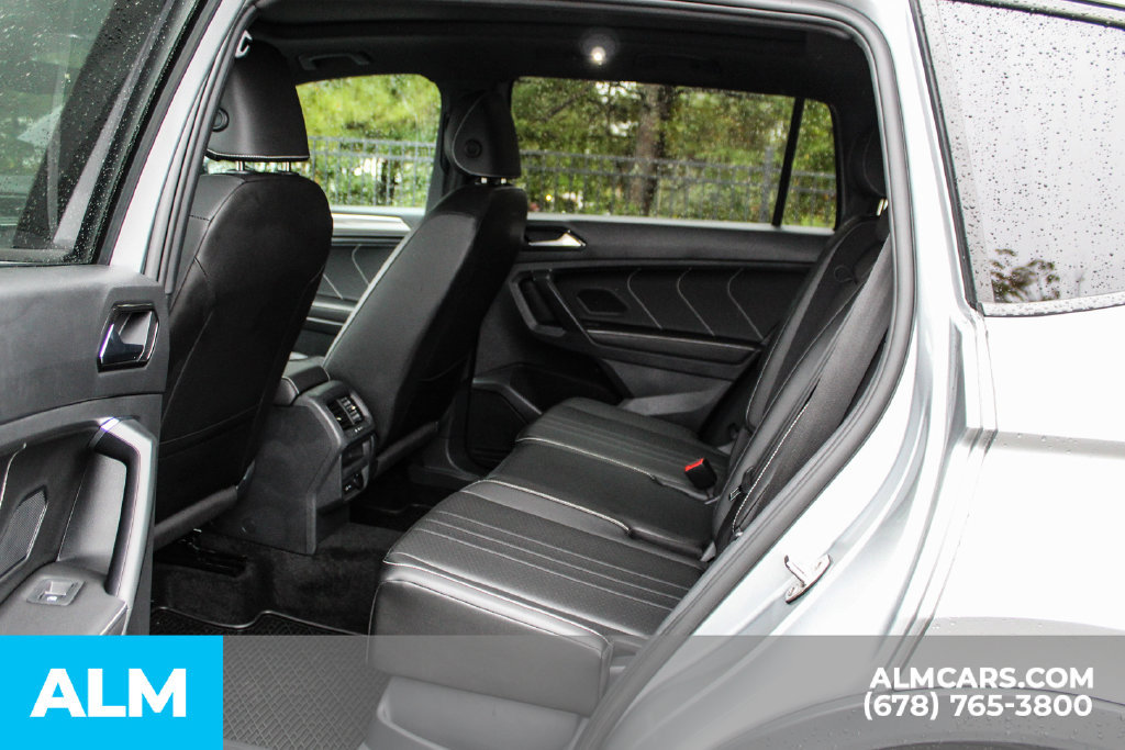 Used 2023 Volkswagen Tiguan SE R-Line AWD/4WD image 16