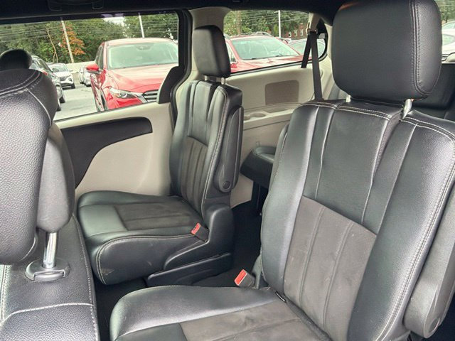 Used 2019 Dodge Grand Caravan SXT FWD image 7