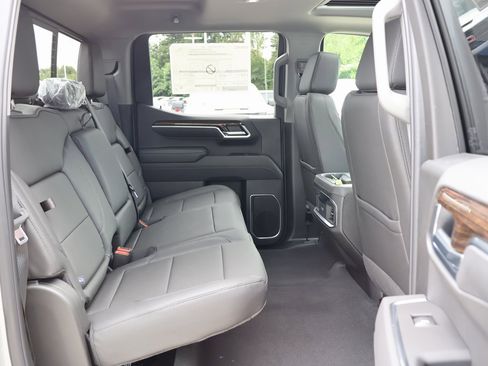 New 2026 GMC Sierra 1500 Elevation w/ Elevation Premium Package image 40