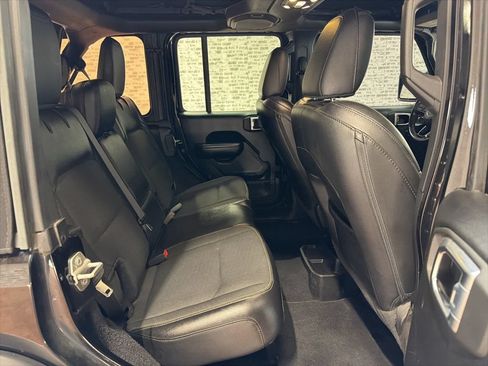 Used 2021 Jeep Wrangler Unlimited Sport AWD/4WD image 12