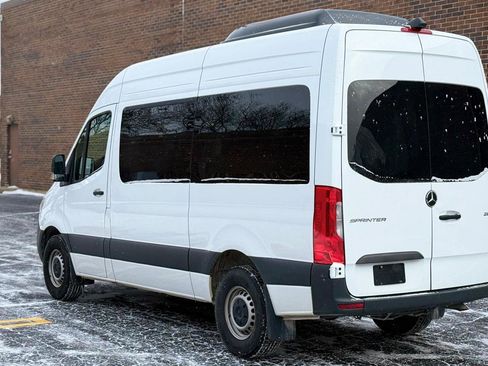 Used 2024 Mercedes-Benz Sprinter 2500 image 5