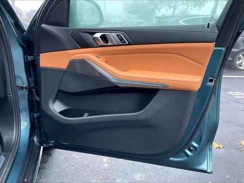 Used 2025 BMW X5 xDrive40i w/ Parking Assistance Package image 23