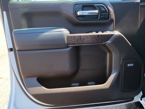 Used 2022 GMC Sierra 2500 Denali w/ Denali Ultimate Package AWD/4WD image 26