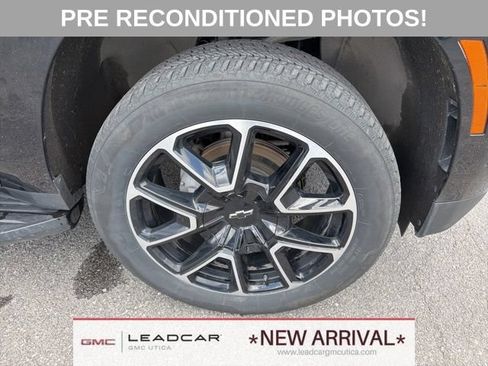 Used 2025 Chevrolet Tahoe RST w/ Comfort Package AWD/4WD image 9