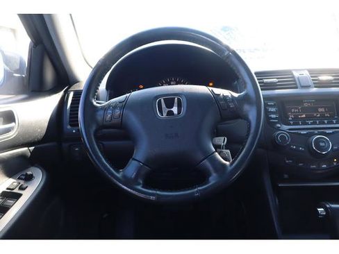 Used 2005 Honda Accord EX-L image 9