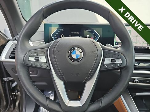 Used 2025 BMW X5 xDrive40i w/ Premium Package AWD/4WD image 19