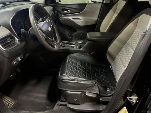 Used 2020 Chevrolet Equinox LS AWD/4WD image 14