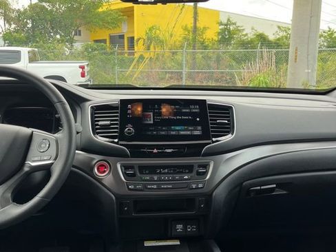 Used 2023 Honda Passport EX-L image 26