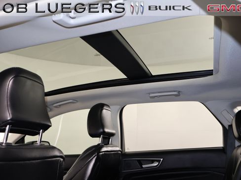 Used 2022 Ford Edge Titanium image 14