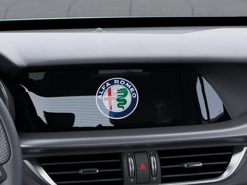 New 2025 Alfa Romeo Stelvio Sprint w/ Convenience Package AWD/4WD image 19