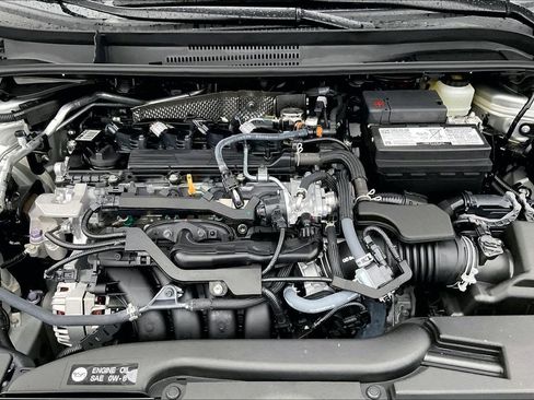 Used 2025 Toyota Corolla LE FWD image 10