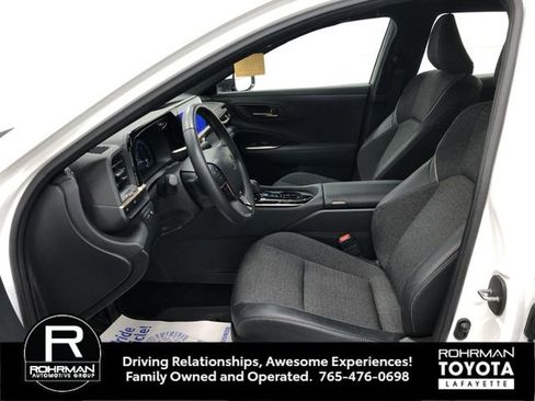 Used 2024 Toyota Crown XLE image 11