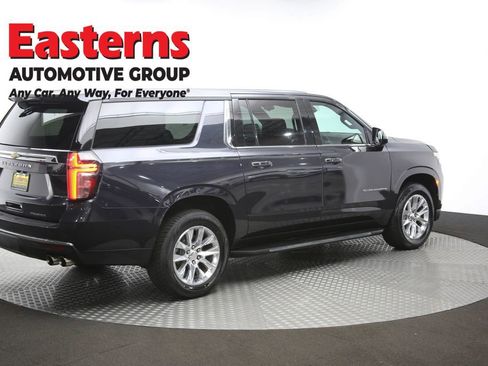 Used 2023 Chevrolet Suburban Premier image 42